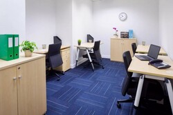 Rochester Mall (D5), Office #533611351